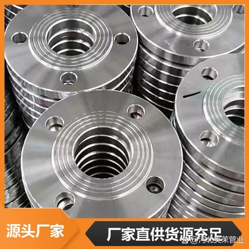 在工业管道系统中,旋转法兰作为关键连接部件,直接影响设备运行的稳定
